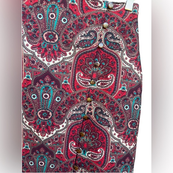 Talbots Red Paisley Pencil A Line Skirt W/ Side Button Detail Lined SZ 6P NWT - Picture 2 of 6